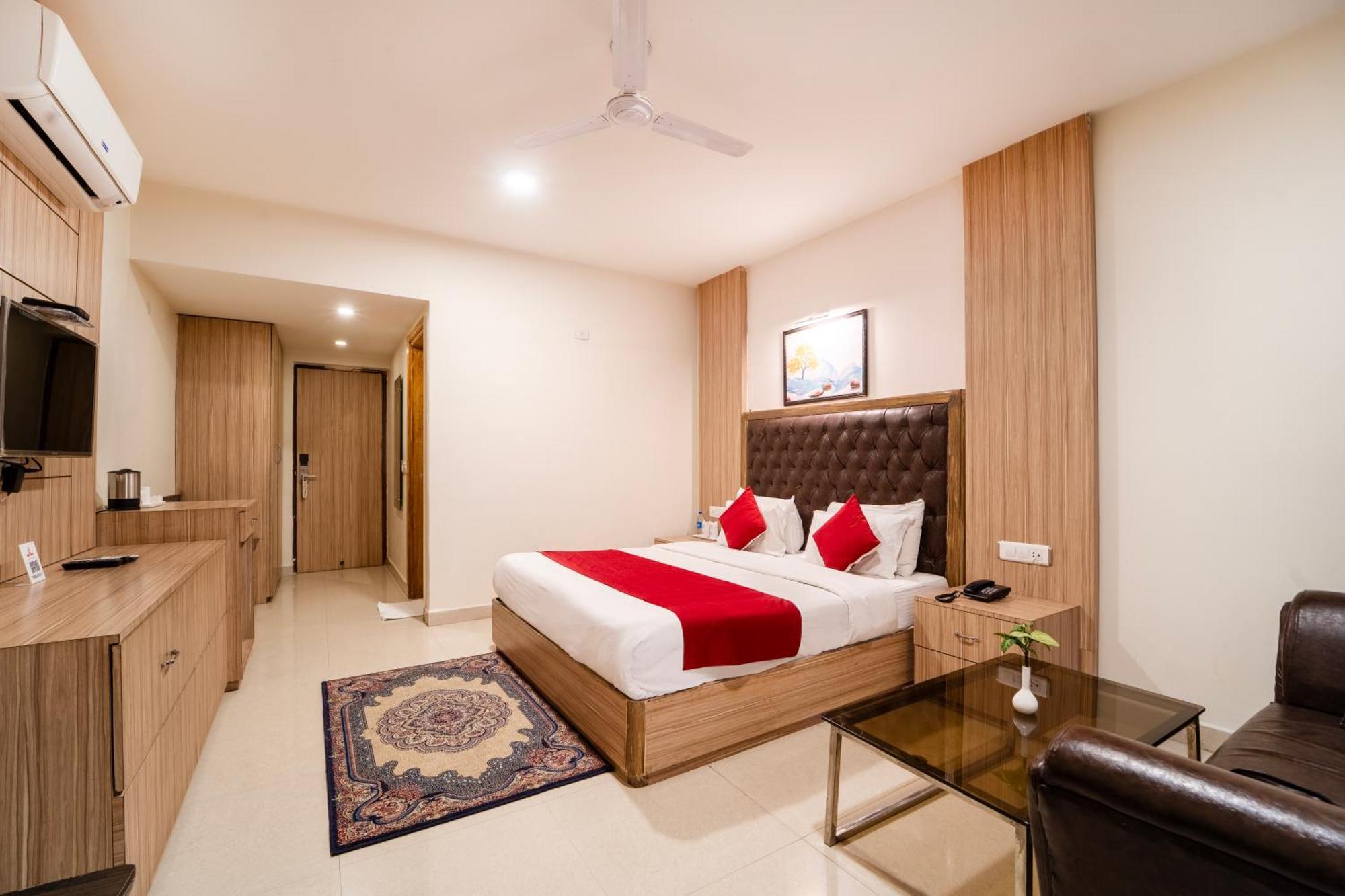 Rama Trident, Katra Hotell Katra  Exteriör bild